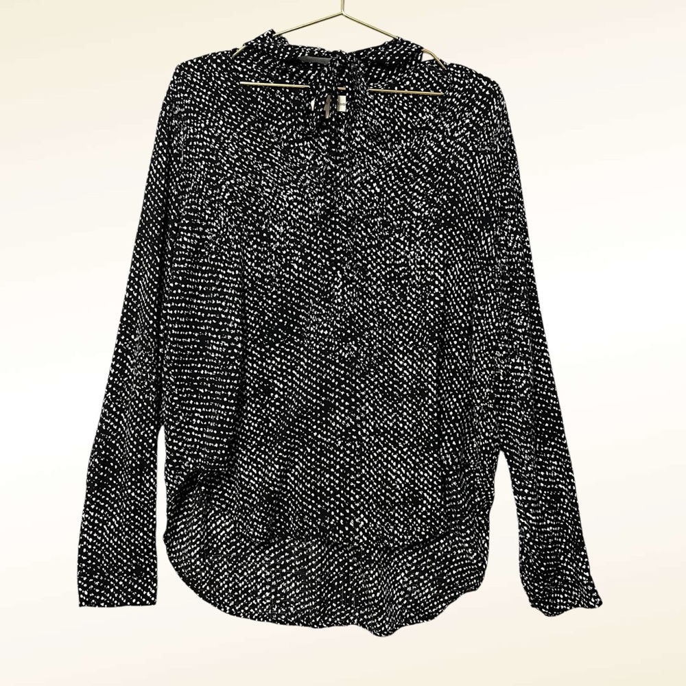Cloth & Stone V-neck Tie Neck Blouse Size Large Black White Long Sleeve